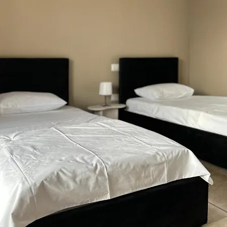 Neon Appartamento Durrës