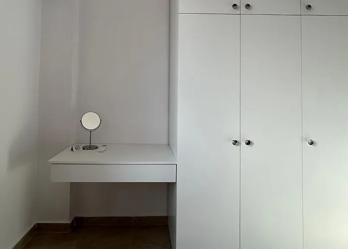 Neon Apartment *